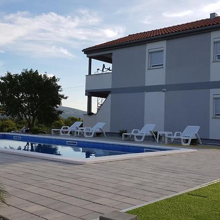 Apartments Zanic With Private Swimming Pool And Sea View Stari Grad Kültér fotó
