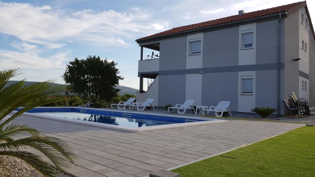 Apartments Zanic With Private Swimming Pool And Sea View Stari Grad Kültér fotó
