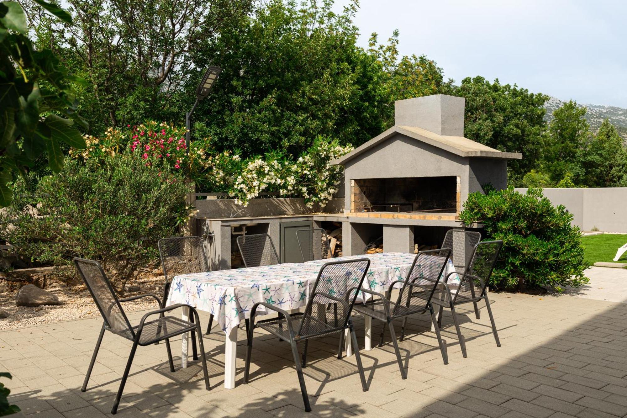Apartments Zanic With Private Swimming Pool And Sea View Stari Grad Kültér fotó
