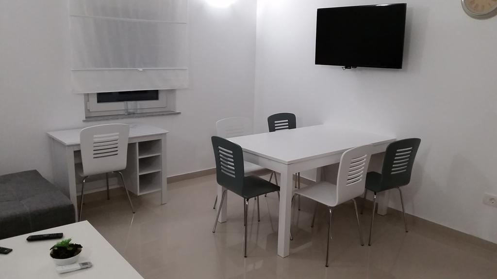 Apartments Zanic With Private Swimming Pool And Sea View Stari Grad Kültér fotó