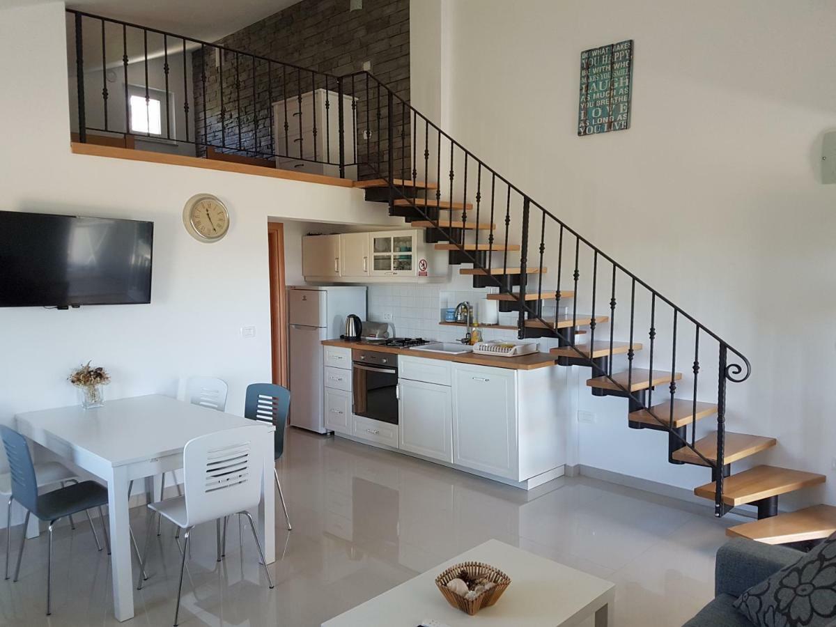 Apartments Zanic With Private Swimming Pool And Sea View Stari Grad Kültér fotó