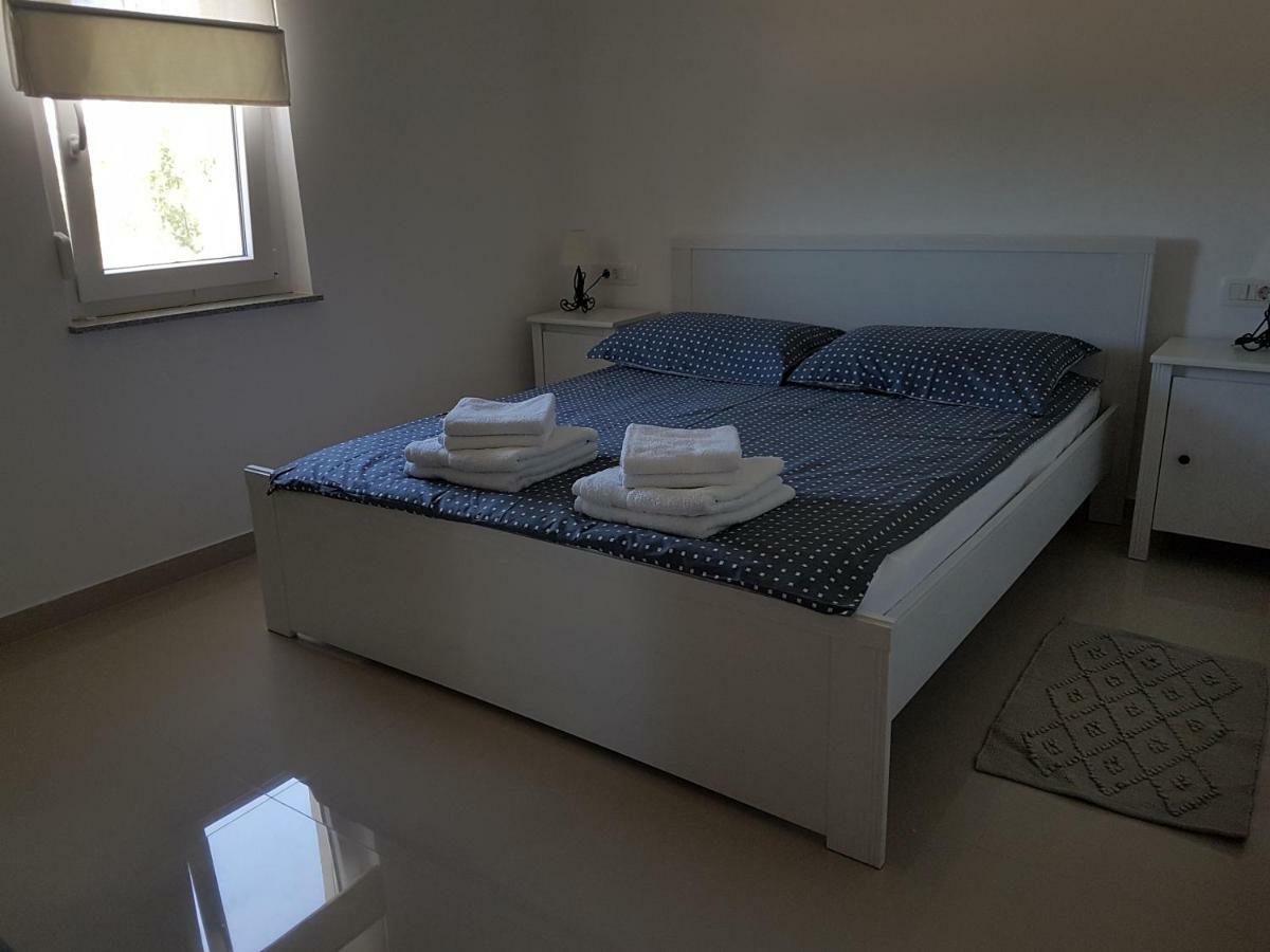 Apartments Zanic With Private Swimming Pool And Sea View Stari Grad Kültér fotó